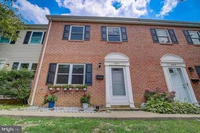 Building Photo - 9351 Pan Ridge Rd