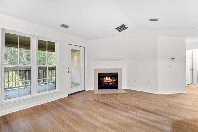 Building Photo - H36/G101