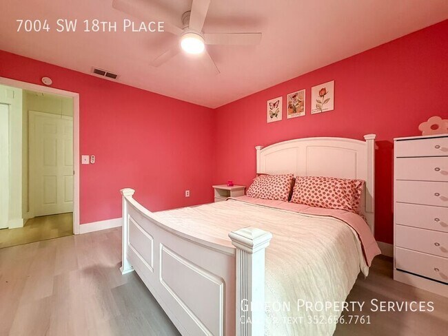 Building Photo - 7004 SW 18th Pl
