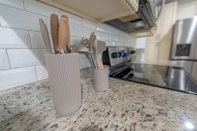 Building Photo - 2627 Ambergate Rd