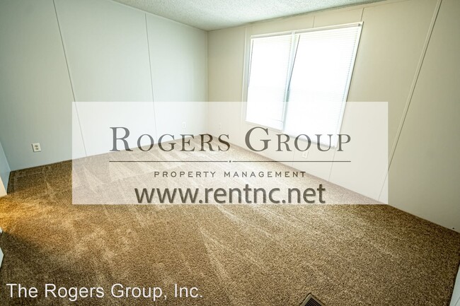 Building Photo - 3 br, 2 bath House - 689 Blue Wing Rd