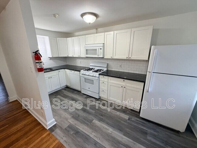 Building Photo - 314 Spruce St