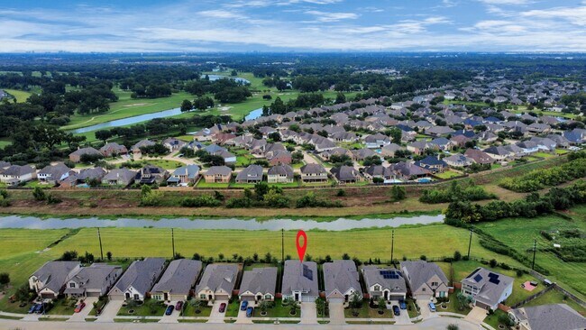 Building Photo - 13007 Hydeland Dr