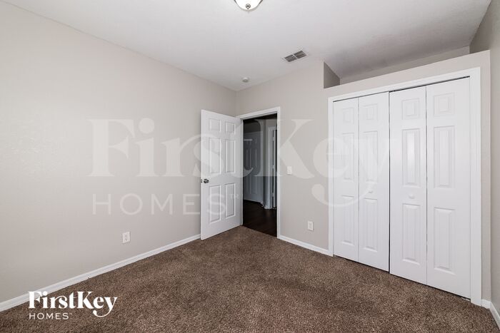 Building Photo - 6641 Hornbuckle Blvd