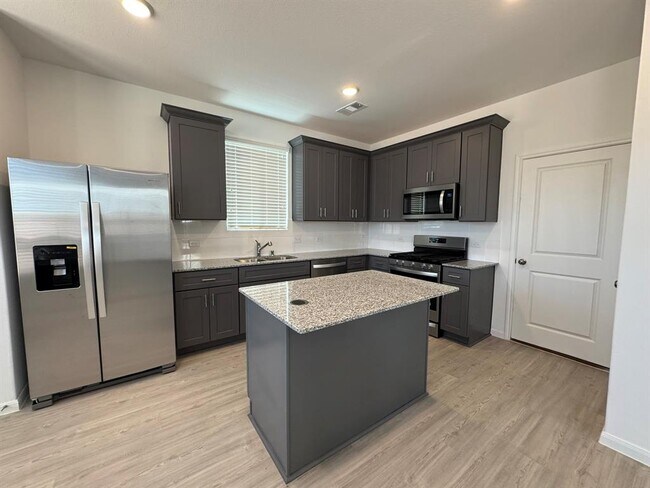 Building Photo - 10909 Fly Catcher Dr
