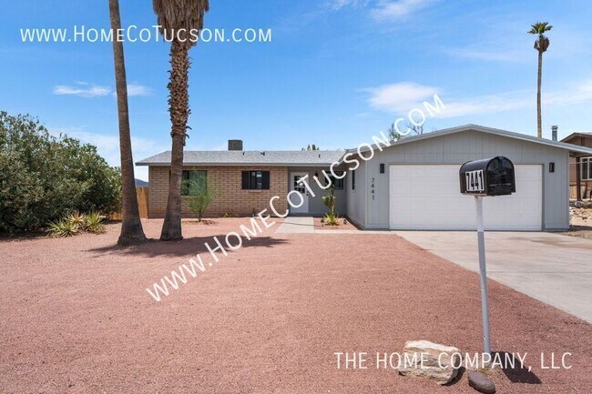 Primary Photo - 7441 N Gilbert Pl