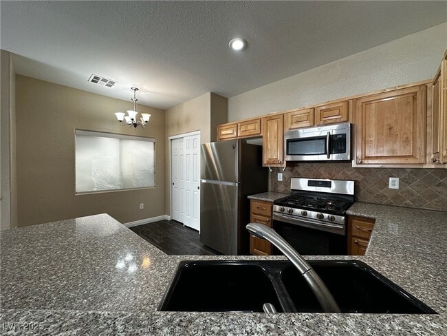 Building Photo - 9125 Fish Tail Ave