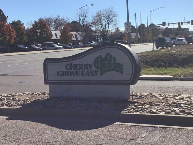 Building Photo - Large 2 bed, 2 bath condo for rent near Anschutz Medical Center