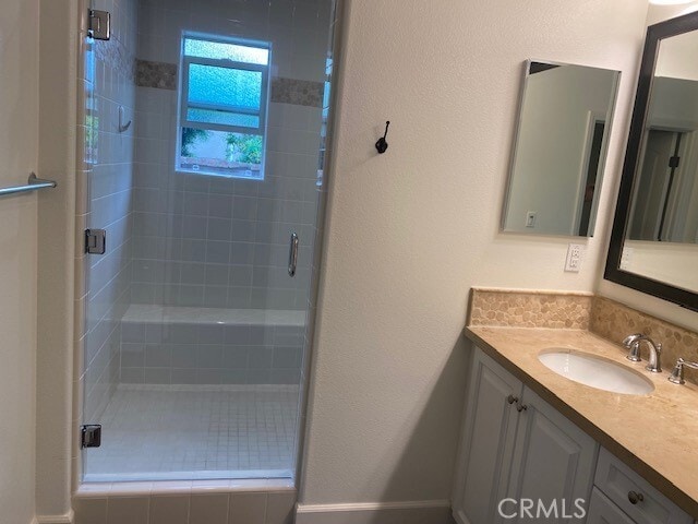 Building Photo - 29 Galan St