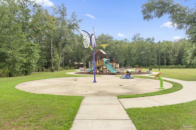 Building Photo - 5253 Peach Dr
