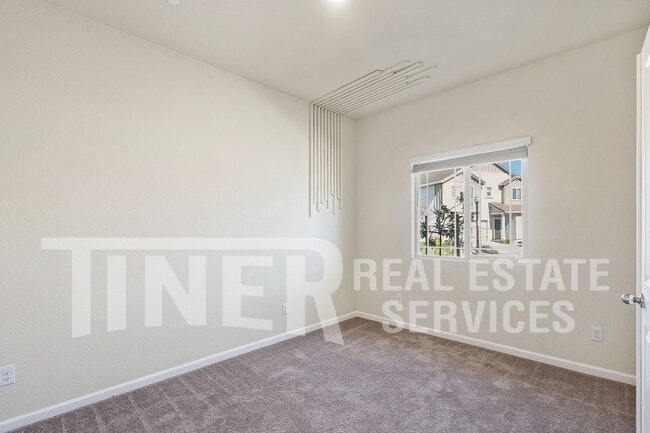 Building Photo - 22 Tulip Ridge Ct.