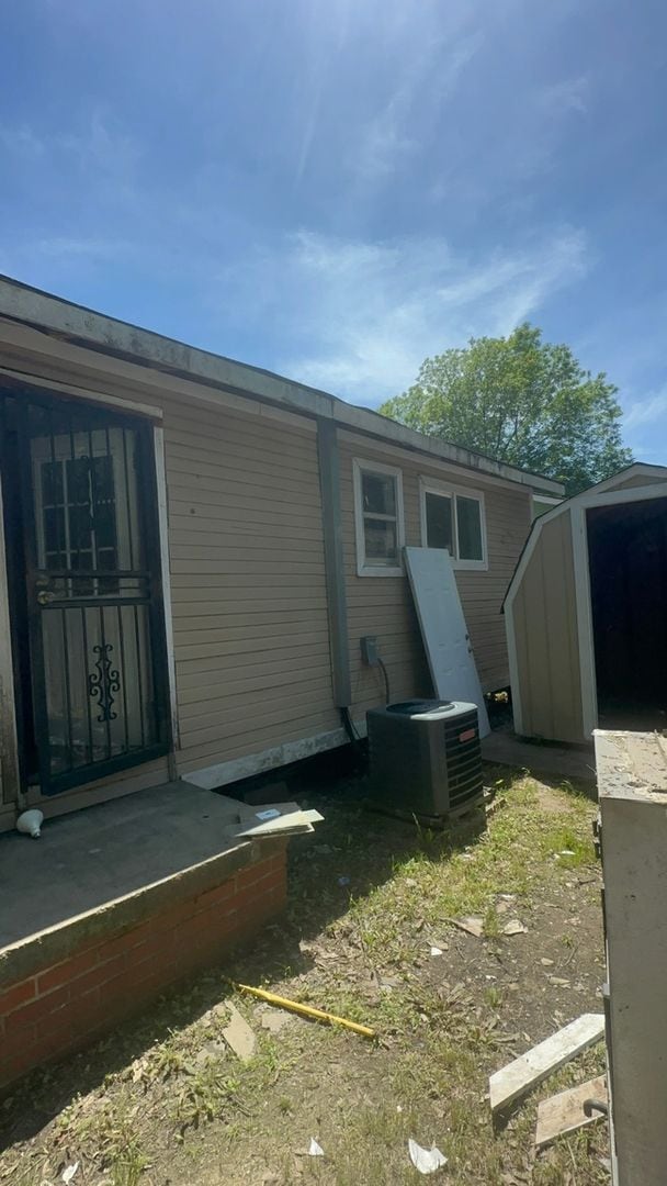 Building Photo - 1004 Lanier Ave