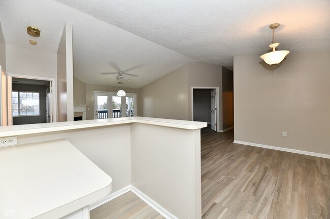 Building Photo - 209 Faulkner Ct