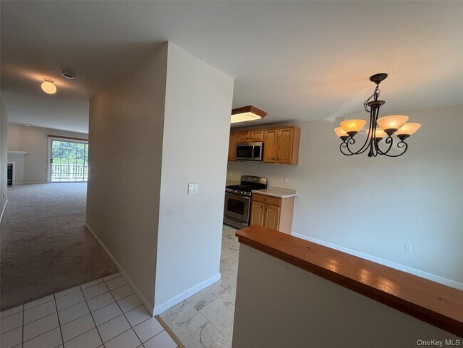 Building Photo - 1403 Scarborough Dr