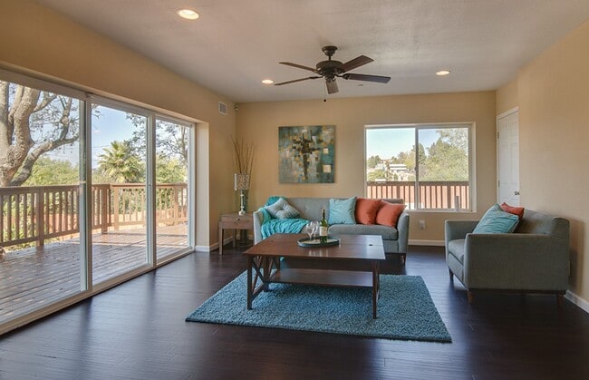 Building Photo - Barcelona Ridge Estates