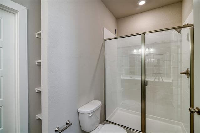 Building Photo - 660 Harvest Moon Dr