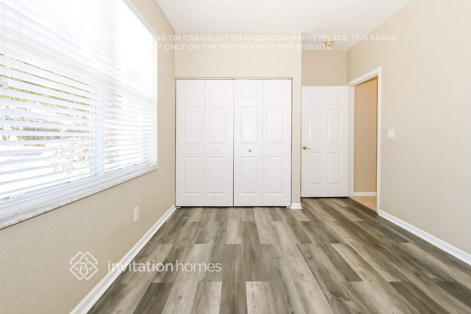 Building Photo - 303 E Coral Trace Cir