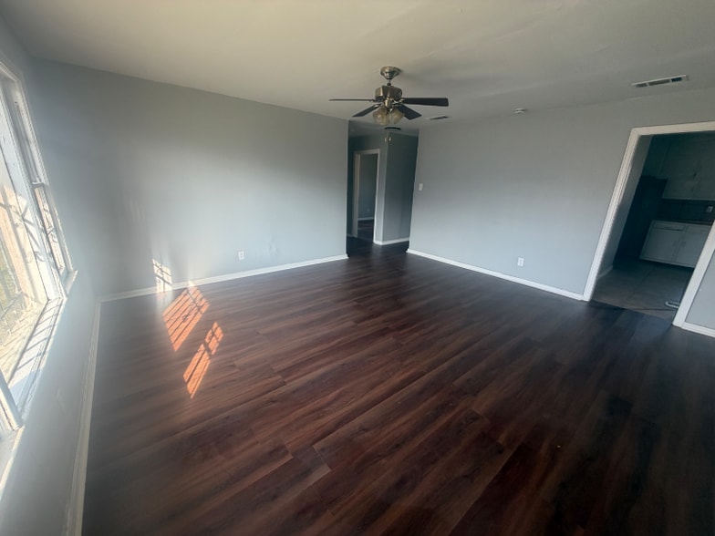 Building Photo - 519 Bay Bridge Rd