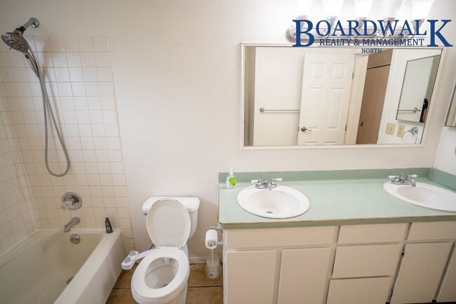 Building Photo - Updated 4 Bedroom Home in Beautiful Eden!