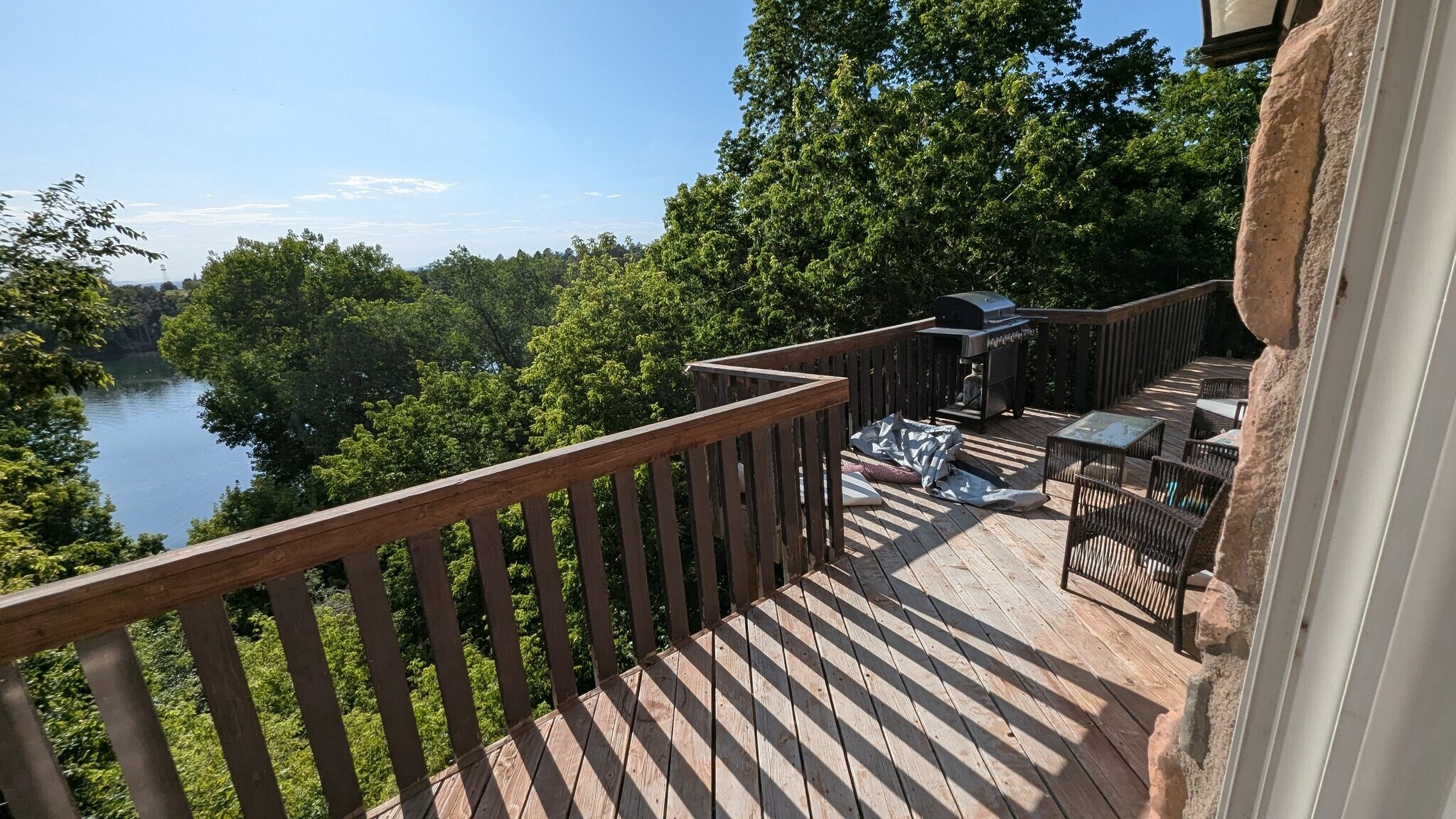 Building Photo - 921 Woodridge Dr