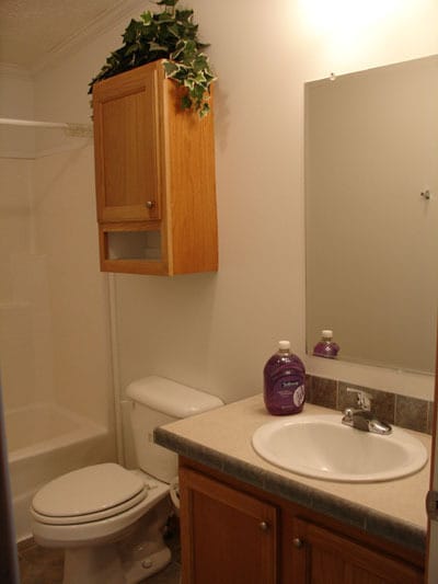 Building Photo - Extra Clean 3 Bedroom 2 Bath Modular Home with Central Heat & AC near Lowes in Sylva $1800 a mont...