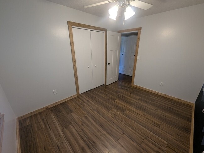 Building Photo - 167 SE 421st Rd