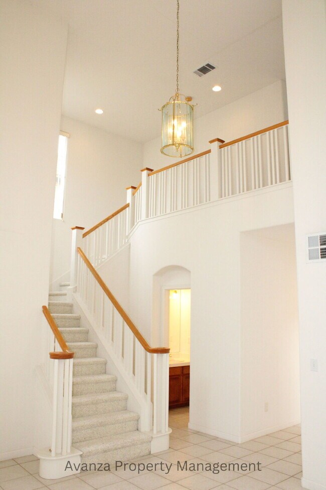 Building Photo - Home for Rent