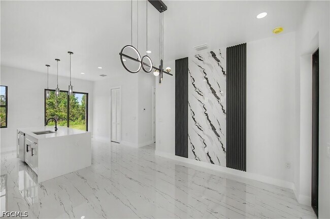Building Photo - 3123 69th St W