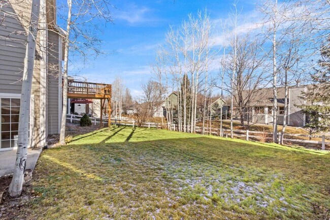 Building Photo - 389 Blackstone Cir