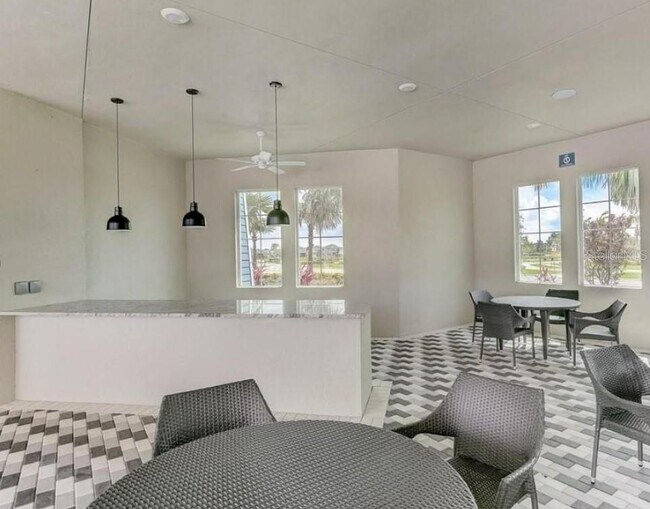 Building Photo - 10828 Charlotte Dr.