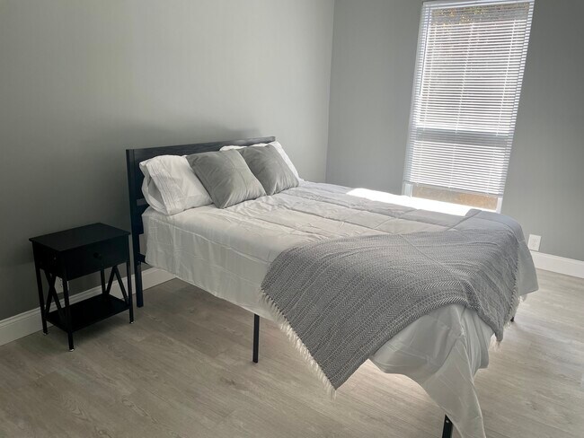 Guest Bedroom - 1732 Arbor Hills Dr SE