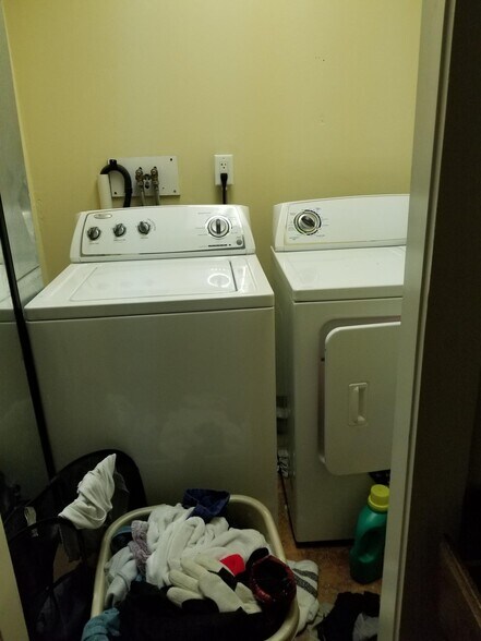 Building Photo - 46 South St