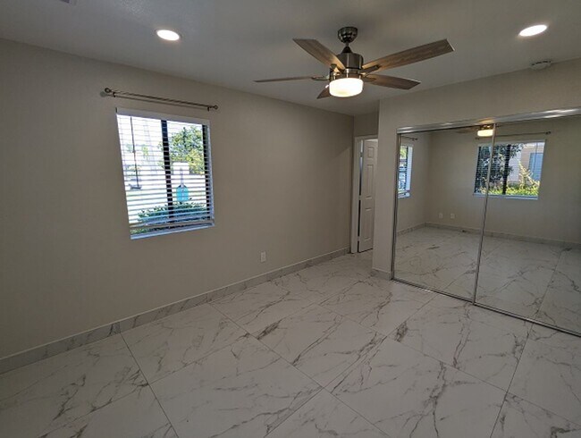 Building Photo - Single Story Condo; ground floor in El Cajon