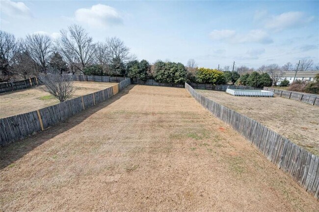 Building Photo - 11517 Haleigh St