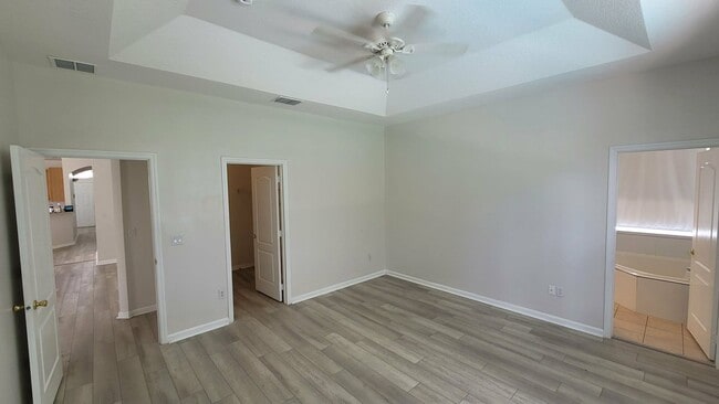 Building Photo - 15317 Markham Dr