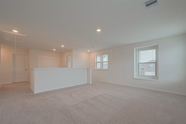 Building Photo - 5727 Texas Sage Dr