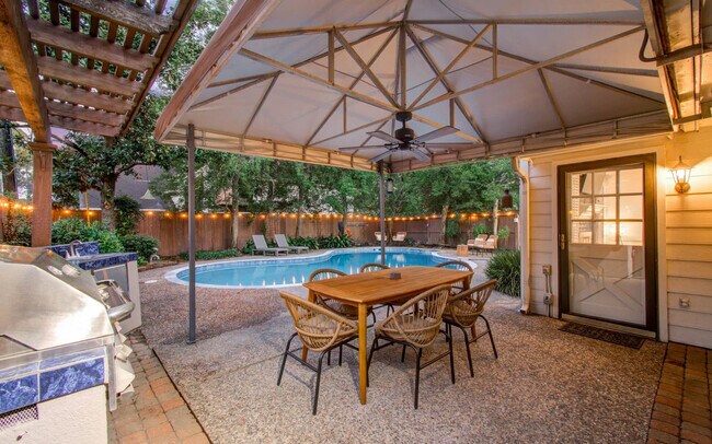 Building Photo - 5135 Westerham Pl