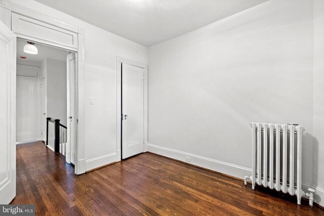 Building Photo - 2814 Bellevue Terrace NW