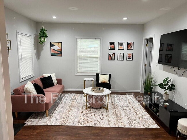 Building Photo - 2517 Haden Ave