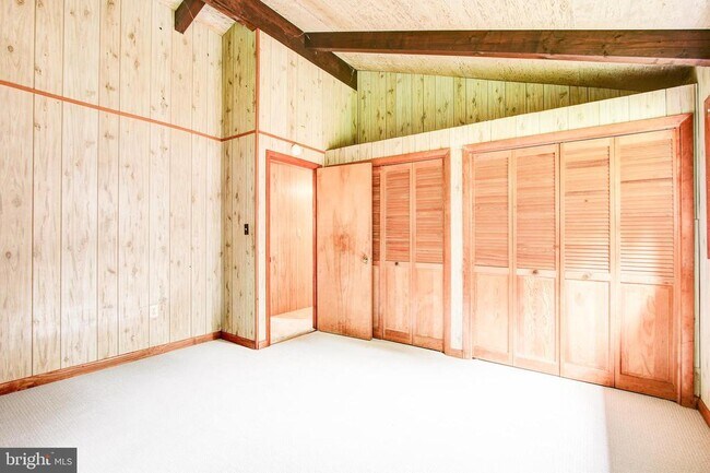 Building Photo - 8297 Squires Ln