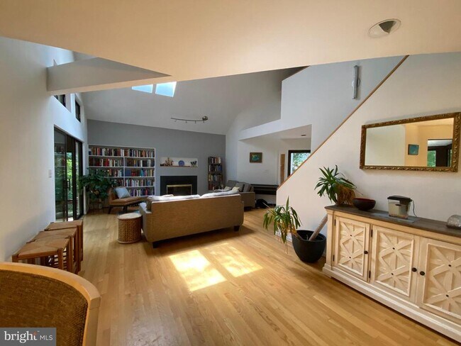 Building Photo - 11605 Brandon Hill Way