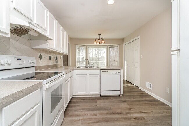 Building Photo - 3626 Spring Meadow Ct