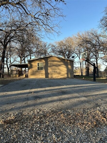 Building Photo - 317 Co Rd 4790