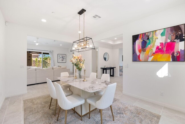 Building Photo - 81890 Via Encinitas