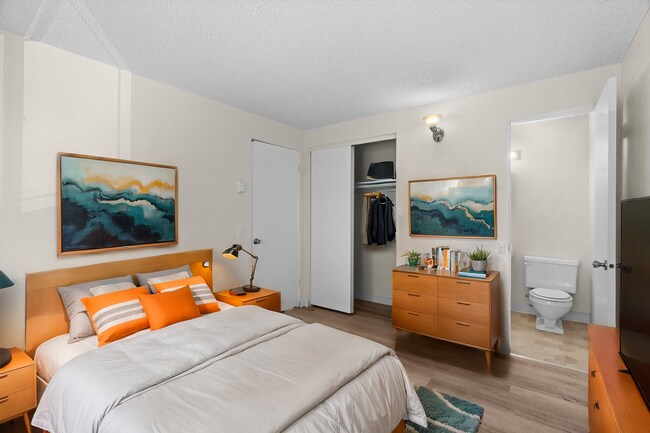 Staged 2 Bedroom 1 Bath w/Garage - Rainier Gardens Aparments