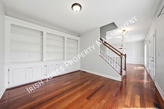 Building Photo - 109 Ashwood Ln