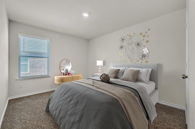 Building Photo - 804 Honey Maple St