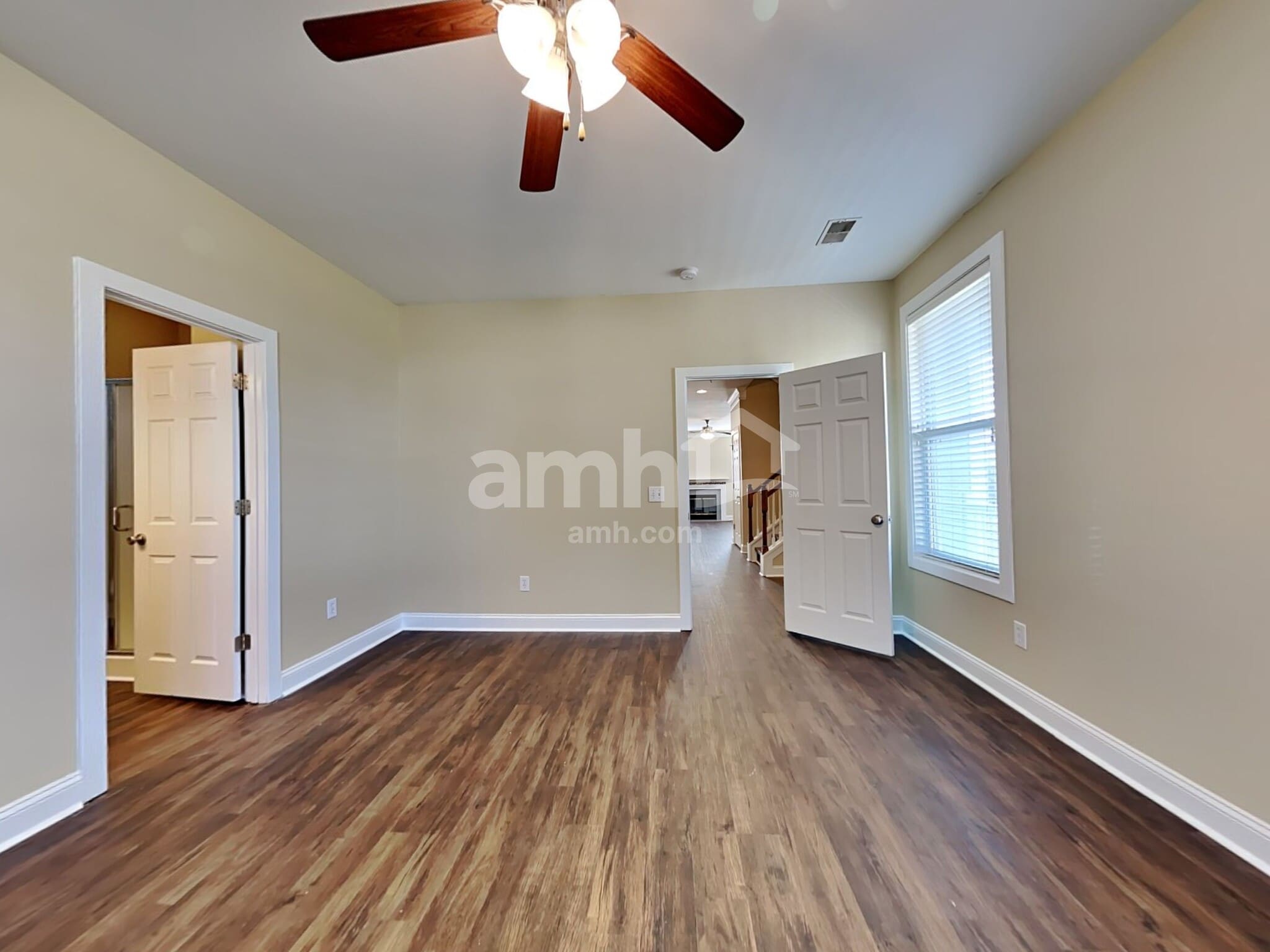 Building Photo - 1085 Moss Grove Dr