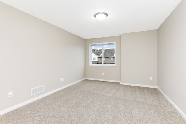 Building Photo - Like new! Lease THIS 3 bd 3 ba 2 car garag...