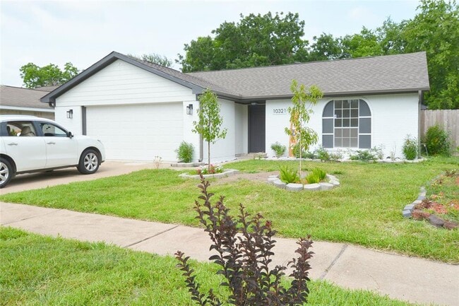 Building Photo - 10321 Long River Dr